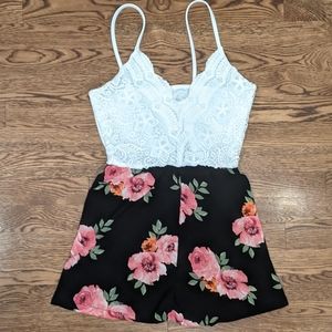 O' Delilah Floral Lace Romper